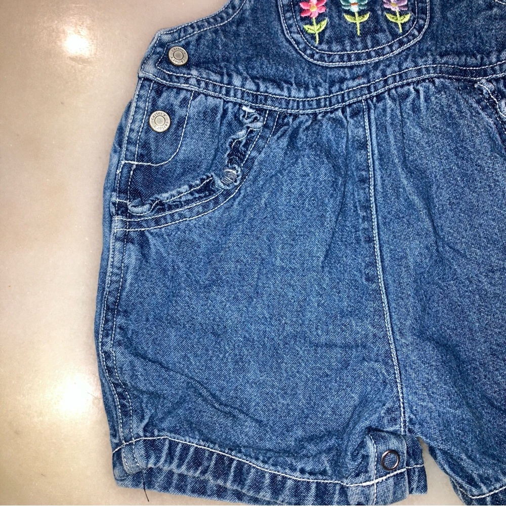 Vintage Carter’s Floral Ruffle Overalls - Picture 3 of 8